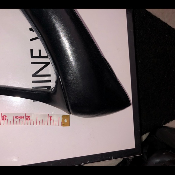 Nine West Black Leather Heels - Picture 6 of 7
